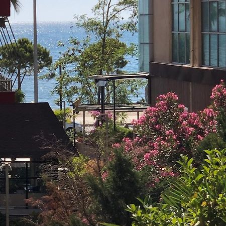 Lungomare Apartment Vlorë 외부 사진